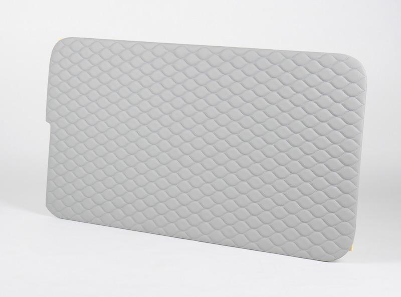 Gesteppte Innenverkleidung für VW T5/T6, ohne Fenster – Bild 1